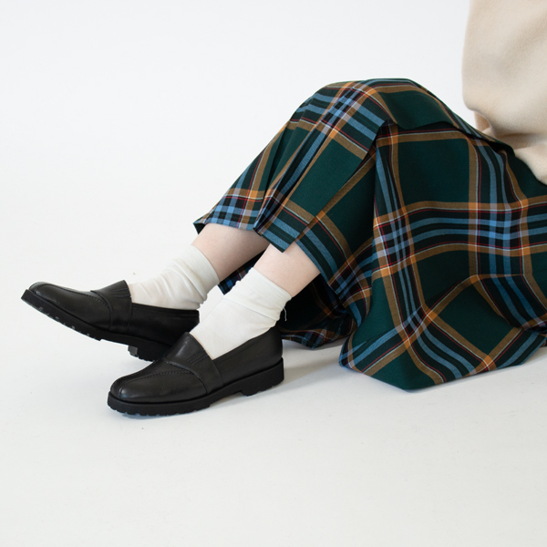 chausser スリッポン　C-2347 BL