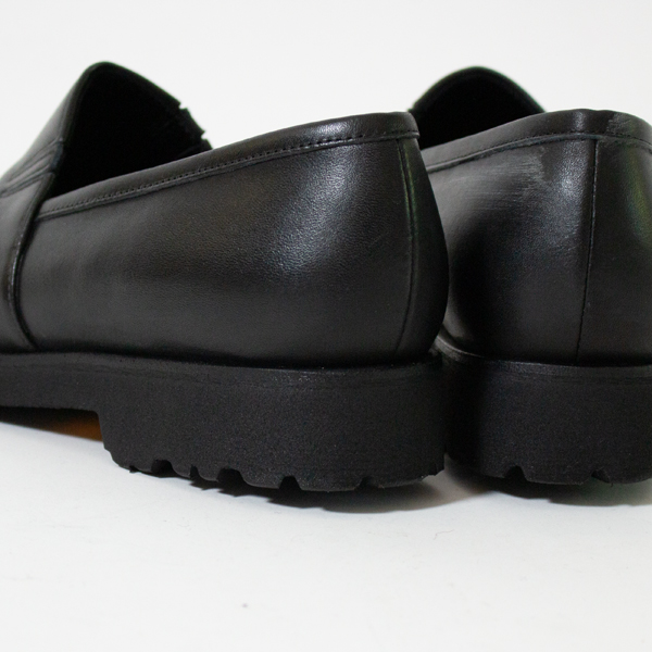 chausser スリッポン　C-2347 BL
