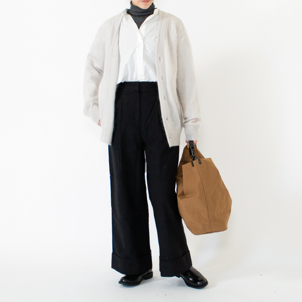 身長162cm・BLACK