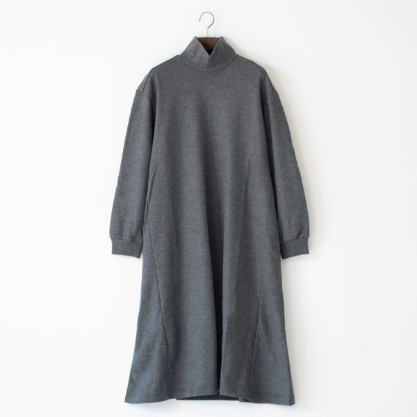 SUPER120Sウール 脇マチハイネックワンピース(GREY)