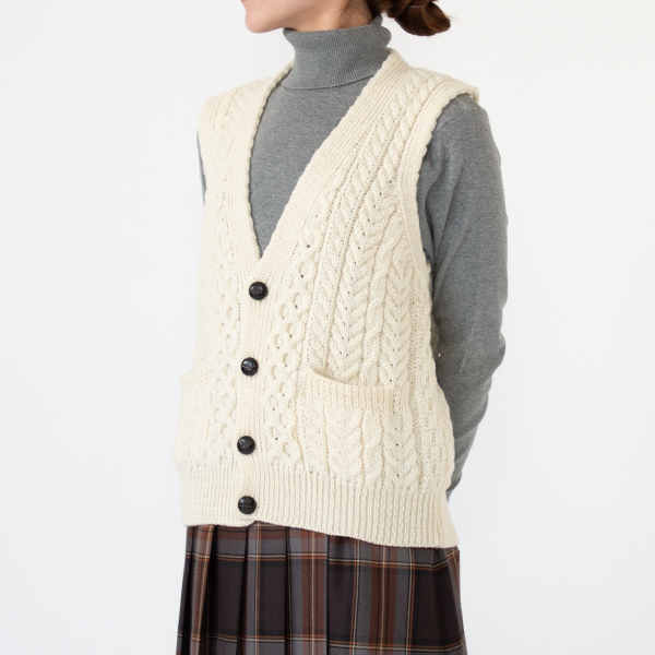 ウーステッドウールベスト（WHITE）身長162cm