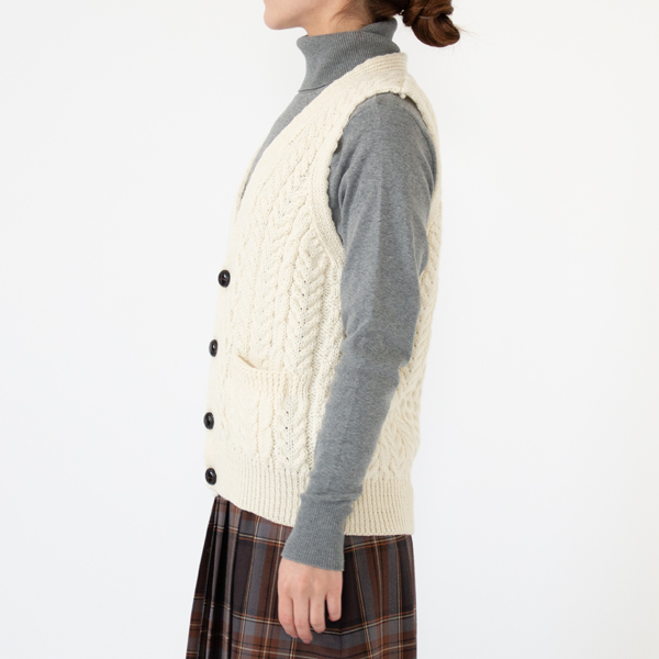ウーステッドウールベスト（WHITE）身長162cm