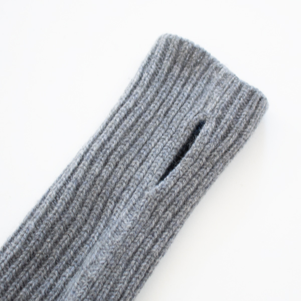 DERBY GREY