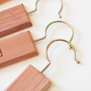 シダーハングアップ／Woodlore(ウッドロア)｜愛着を持ってずっと使い