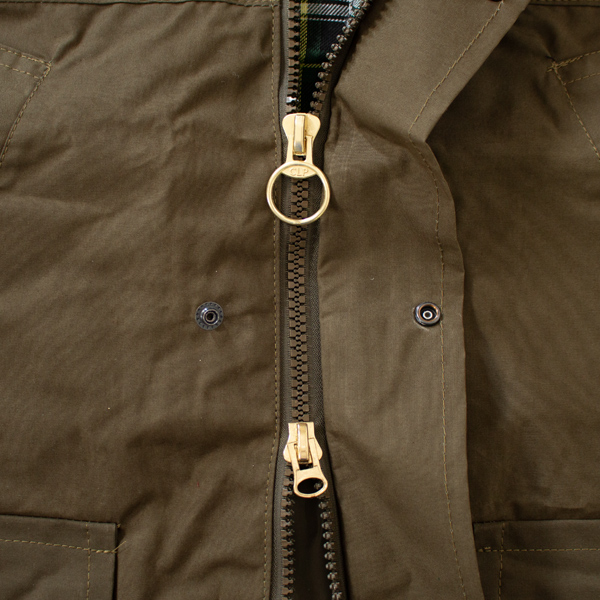 ファスナー部分(OLIVE) ファスナー部分(OLIVE)