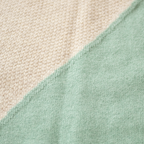 ひし形ニットスカーフ	LIGHT GREEN CHERRY
