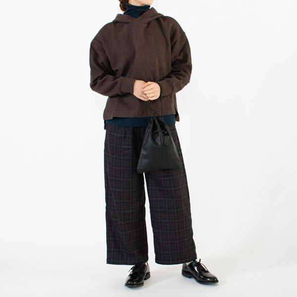BROWN・モデル身長162cm