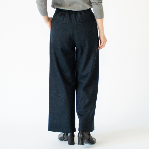身長162cm(NAVY 38)