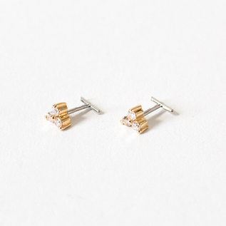 キャッチレスピアス ダイヤ GRACE ELLA(イエローゴールド) キャッチレスピアス ダイヤ GRACE ELLA(イエローゴールド)