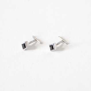 キャッチレスピアス AMITY(ONXY/オニキス) キャッチレスピアス AMITY(ONXY/オニキス)