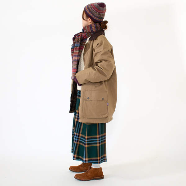 ニットキャップ、マフラーとお揃いにできます（BROWN）