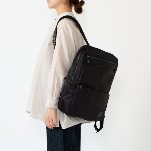 使用イメージ（身長162cm、BLACK）