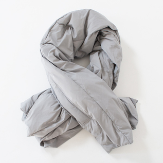 美品◆DANSKIN ダンスキン　ダウンストール　大判　ブラック　マフラー 美品◇DANSKIN ダンスキン ダウンストール 大判 ブラック マフラー