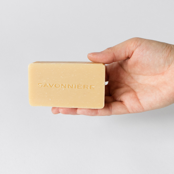 100gの石けん 100gの石けん