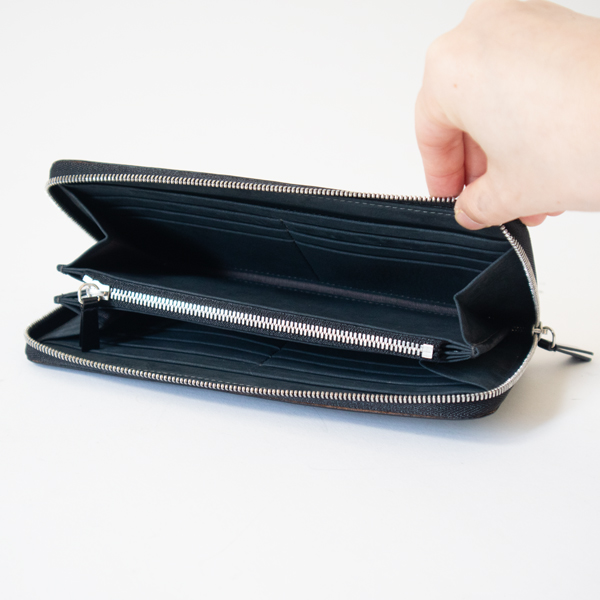 CORDOVAN LONG WALLET（Black）