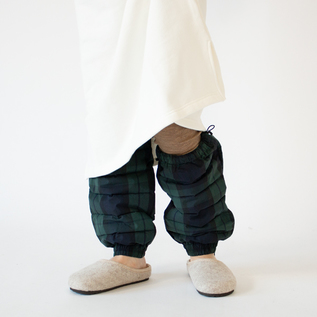 ベージュ ダウン レッグウォーマー フリーサイズ ダウンレッグウォーマー／NANGA（ナンガ）｜愛着を持ってずっと