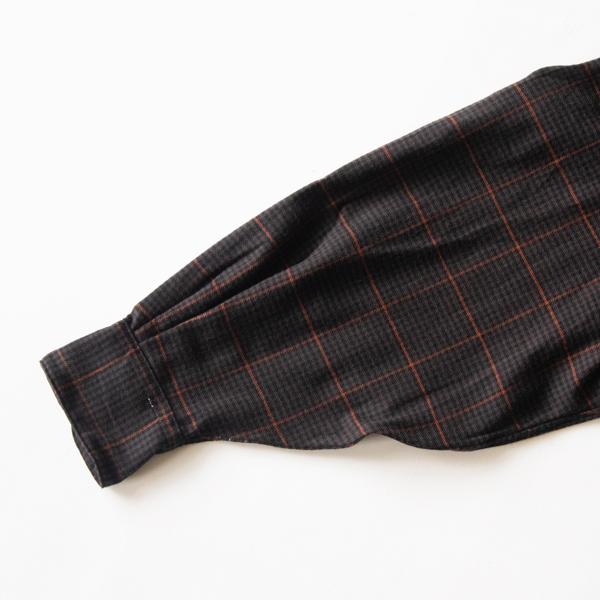 （B）NAVY CHECK