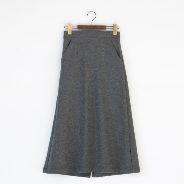 ルミナリー圧縮ウール ロングスカート(GREY)