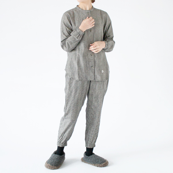 身長162cm（HOUNDSTOOTH）