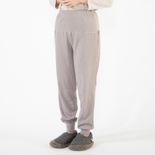 薄鈍・身長162cm 薄鈍・身長162cm