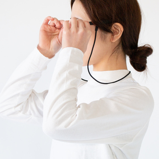 頻繁に付け外しする方も無くす心配がありません。 頻繁に付け外しする方も無くす心配がありません。