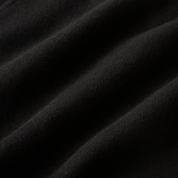 品質の良さを感じさせるベーシックなブラック(SBK) 品質の良さを感じさせるベーシックなブラック(SBK)