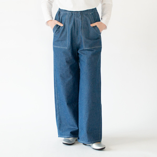 BLUE・身長162cm BLUE・身長162cm