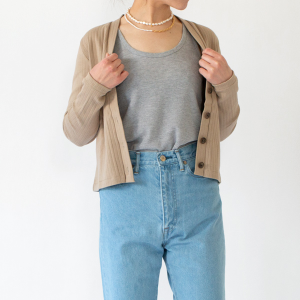 重ね付けもおすすめ(パール：HANNAH、ハーフ：BI MAT CHARLY)