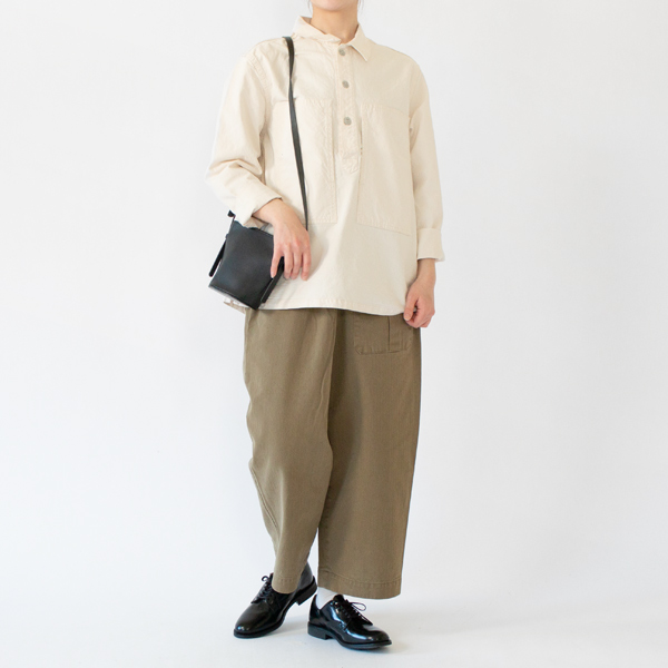 身長162cm(ECRU)