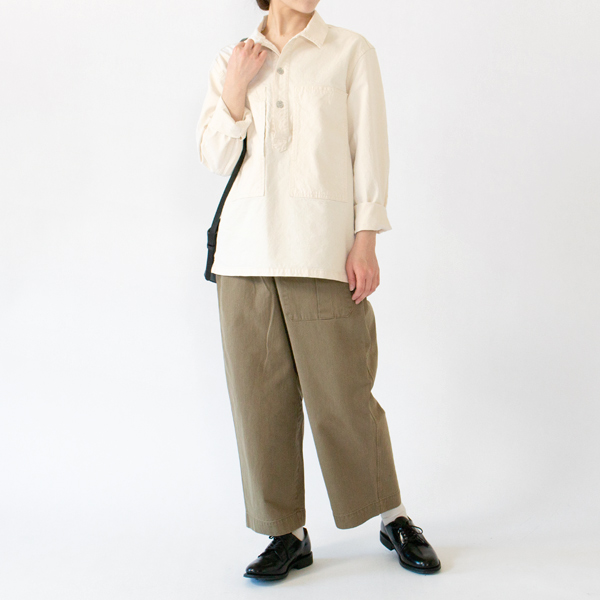 身長162cm(ECRU)