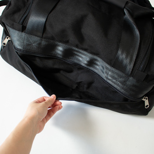 裏側のポケット (BLACK&BLACK )