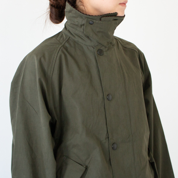 チンストラップ付き(SAGE（カーキ） )