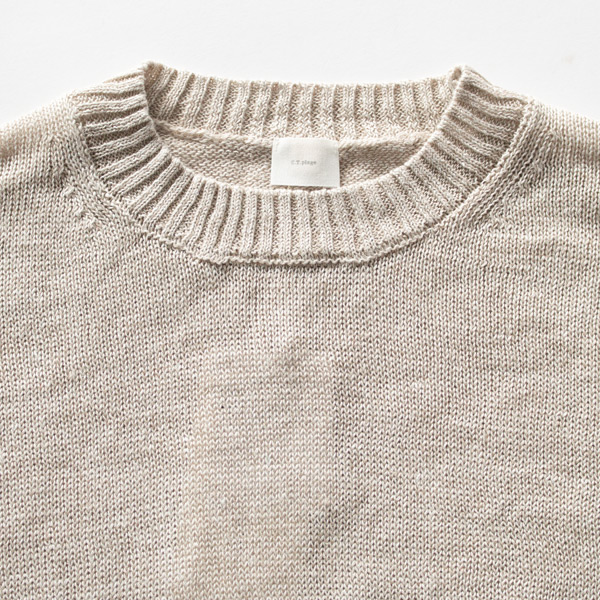 コンパクトな首周り(BEIGE)
