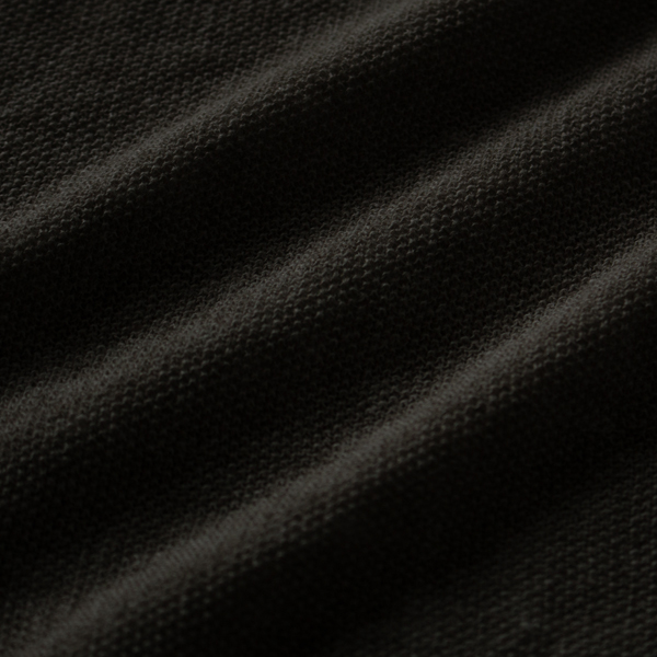 リネンの光沢が感じられる色味です(BLACK)
