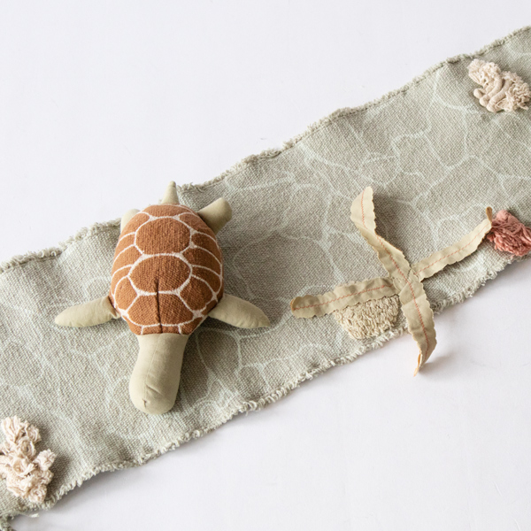 UNDER THE SEA UNDER THE SEA