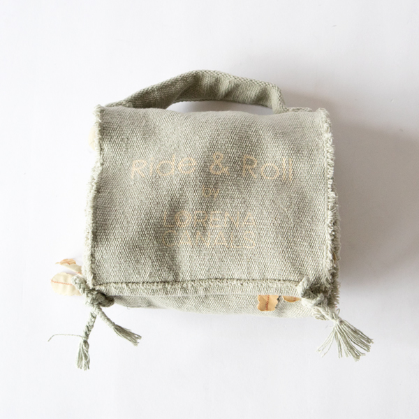 手提げバッグのようになります(UNDER THE SEA)