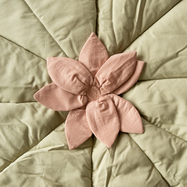 マットとは独立しているので、にぎにぎやおもちゃとしてお使いいただけます(OLIVE) マットとは独立しているので、にぎにぎやおもちゃとしてお使いいただけます(OLIVE)