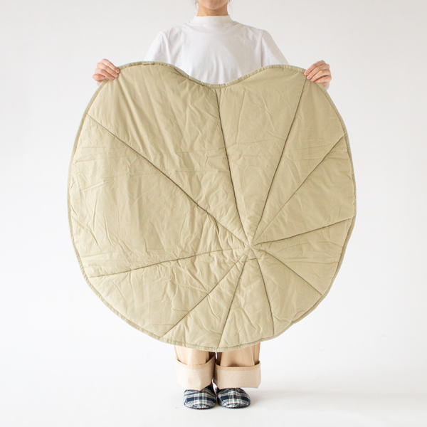 OLIVE・身長162cm OLIVE・身長162cm