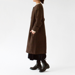 STOFノーカラーリネンコート ナチュラルダイリネンウール ノーカラーライトコート／ZUTTO