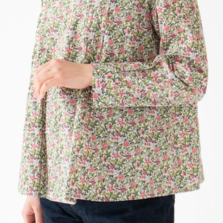 前後2通りで着ることができます(PINK・身長162cm) 前後2通りで着ることができます(PINK・身長162cm)