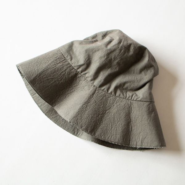 コンパクトに折り畳めます(別注DARK GREY)