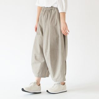 身長162cm・生成