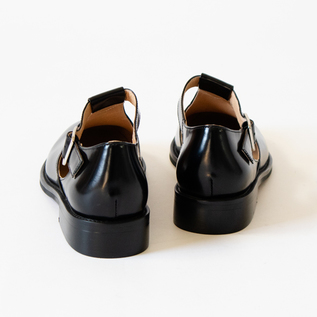 T-STRAP SHOES／ARTESANOS / Shop ZUTTO for the long lasting