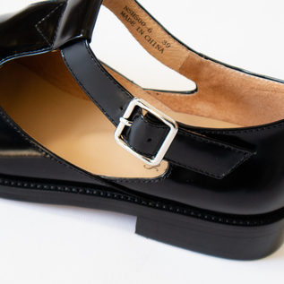 T-STRAP SHOES／ARTESANOS / Shop ZUTTO for the long lasting