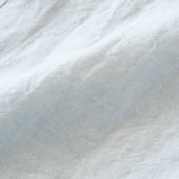 リネンの軽やかな生地(SAX) リネンの軽やかな生地(SAX)