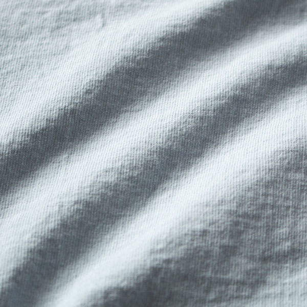 目がしっかりと詰まっていて透けにくい生地 目がしっかりと詰まっていて透けにくい生地