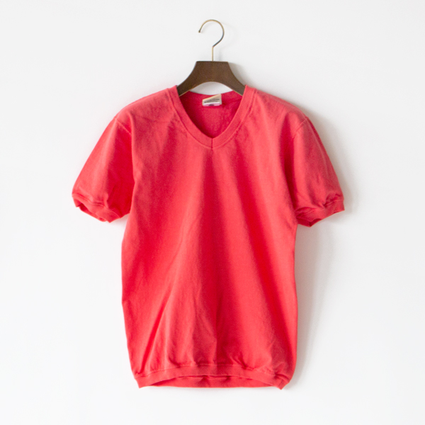 Vネック ショートスリーブTシャツ RED Vネック ショートスリーブTシャツ RED