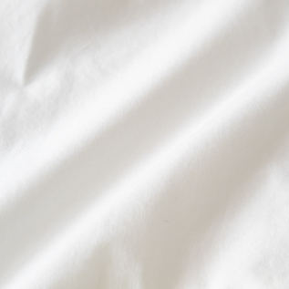 きれいな表面感と滑らかなハリ感(WHITE) きれいな表面感と滑らかなハリ感(WHITE)