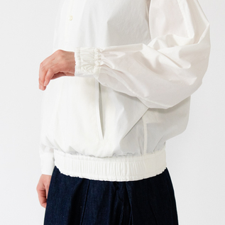 WHITE・身長162cm WHITE・身長162cm