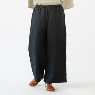 BLACK・身長162cm BLACK・身長162cm